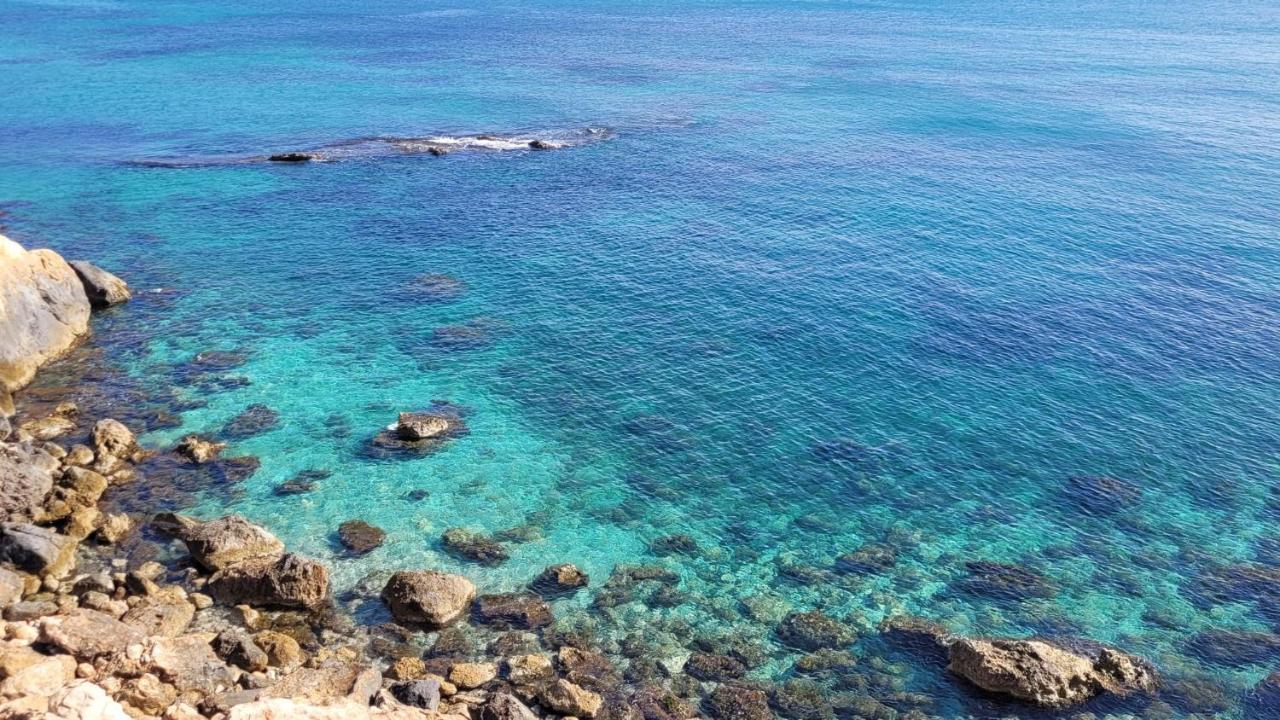 Casa Caledonia - Appartement Dans Villa Avec Jardin Arbore Et Piscine A 500 M De La Mer Бениса Экстерьер фото