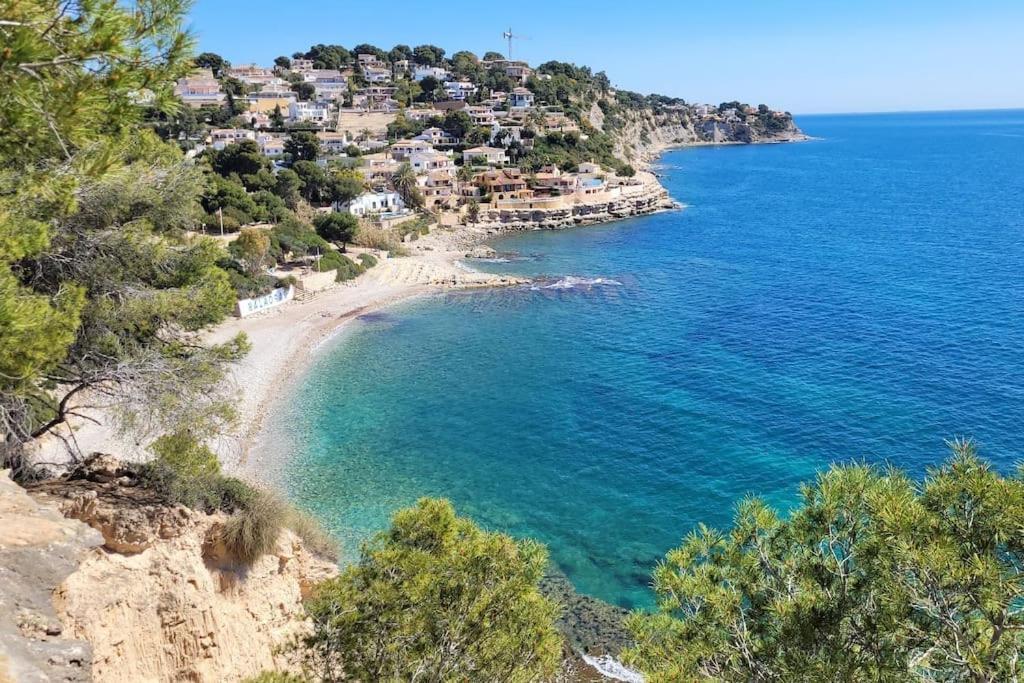 Casa Caledonia - Appartement Dans Villa Avec Jardin Arbore Et Piscine A 500 M De La Mer Бениса Экстерьер фото