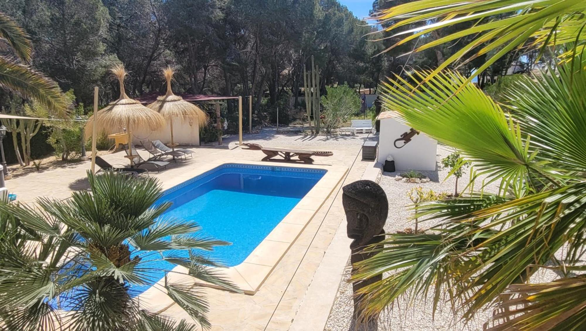 Casa Caledonia - Appartement Dans Villa Avec Jardin Arbore Et Piscine A 500 M De La Mer Бениса Экстерьер фото